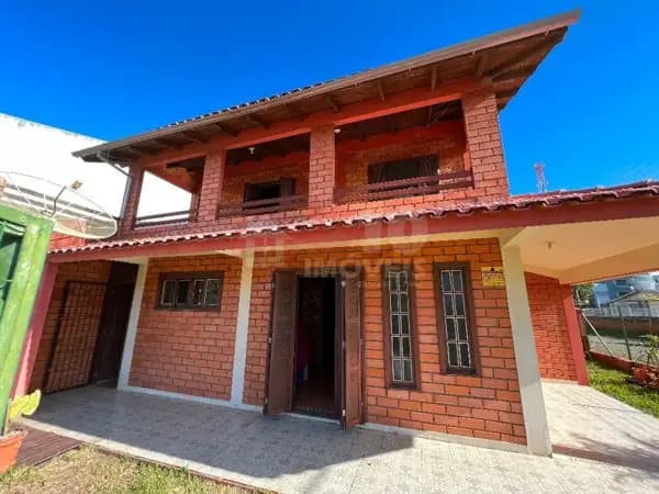 Casa à venda, 200 m² por R$ 720.000,00 - Centro - Balneário Arroio do Silva/SC