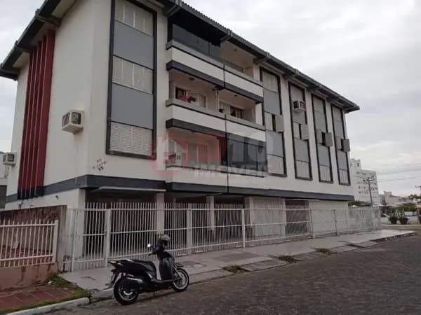 Apartamento com 2 dormitórios à venda em Balneário Arroio do Silva-SC.