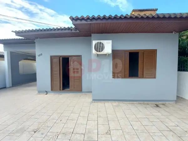 Casa com 3 dormitórios à venda, 170 m² por R$ 400.000,00 - Urussanguinha - Araranguá/SC