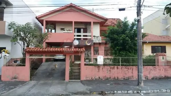 Casa à venda, 260 m² por R$ 1.300.000,00 - Centro - Araranguá/SC