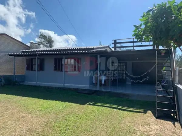 CASA PROXIMO AO MAR EM BALNEÁRIO ARROIO DO SILVA