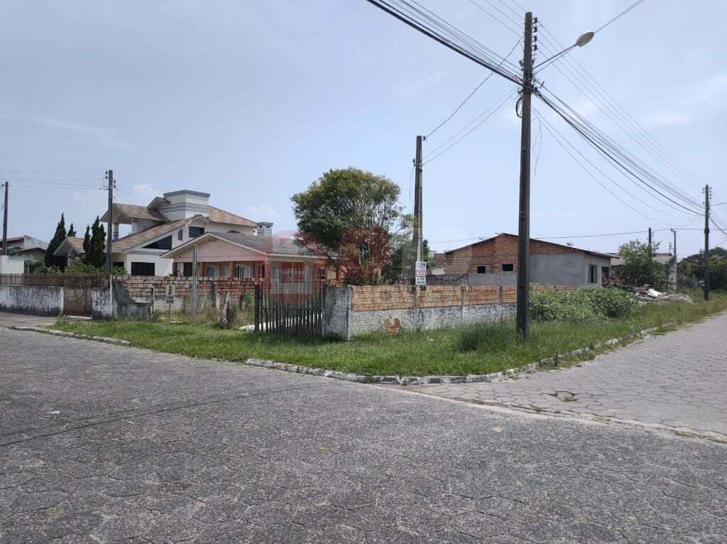 Excelente terreno de esquina no mato alto Proximo ao posto de combustivel