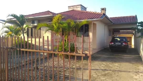 Casa com 4 dormitórios à venda, 182 m² por R$ 500.000,00 - Nova Divinéia - Araranguá/SC