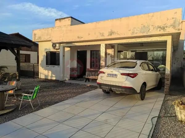 Casa com 2 dormitórios à venda, 120 m² por R$ 550.000,00 - Golfinho - Balneário Arroio do Silva/SC