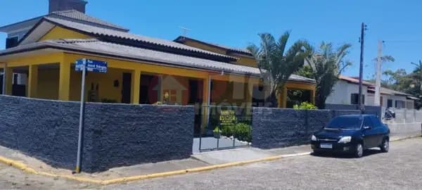 Casa com 3 dormitórios à venda, 177 m² por R$ 320.000,00 - Morro dos Conventos - Araranguá/SC