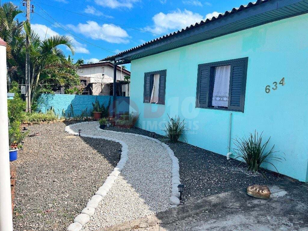 Casa Escriturada à Venda em Balneário Arroio do Silva – Excelente Localização