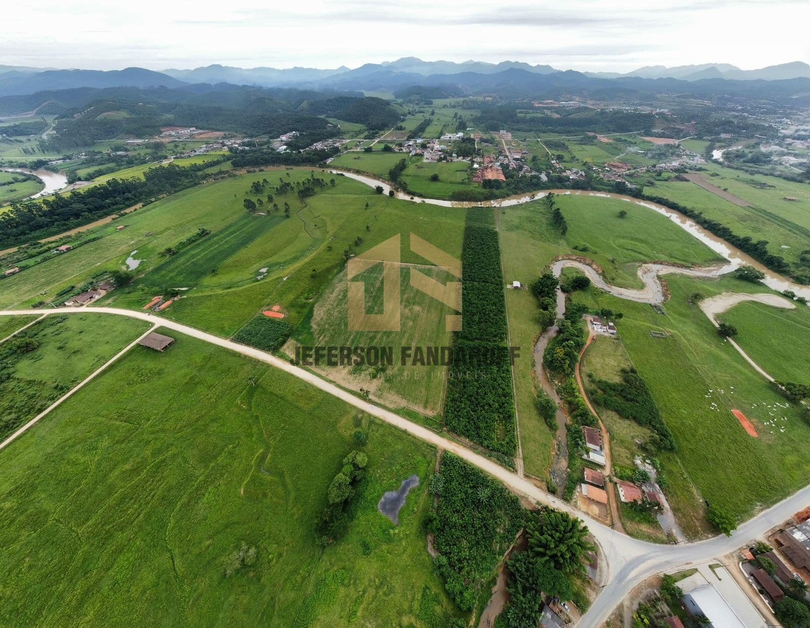 🌿 ÁREA À VENDA – RIBANCEIRA DO SUL 🌿