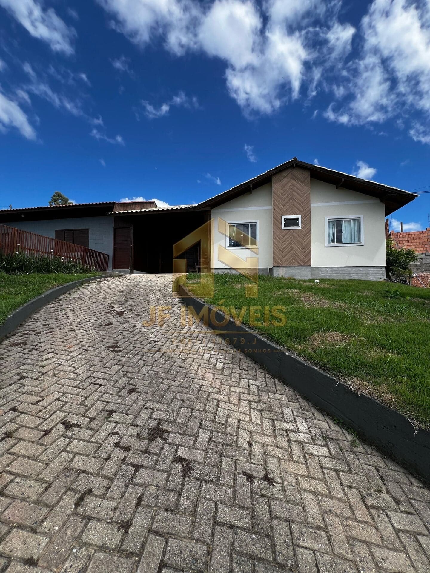 Fazenda/Sítios/Chácaras em Canelinha - urusanga