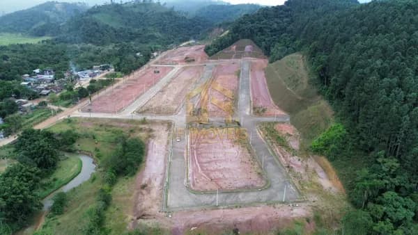Lote/Terreno em São João Batista - KREQUER