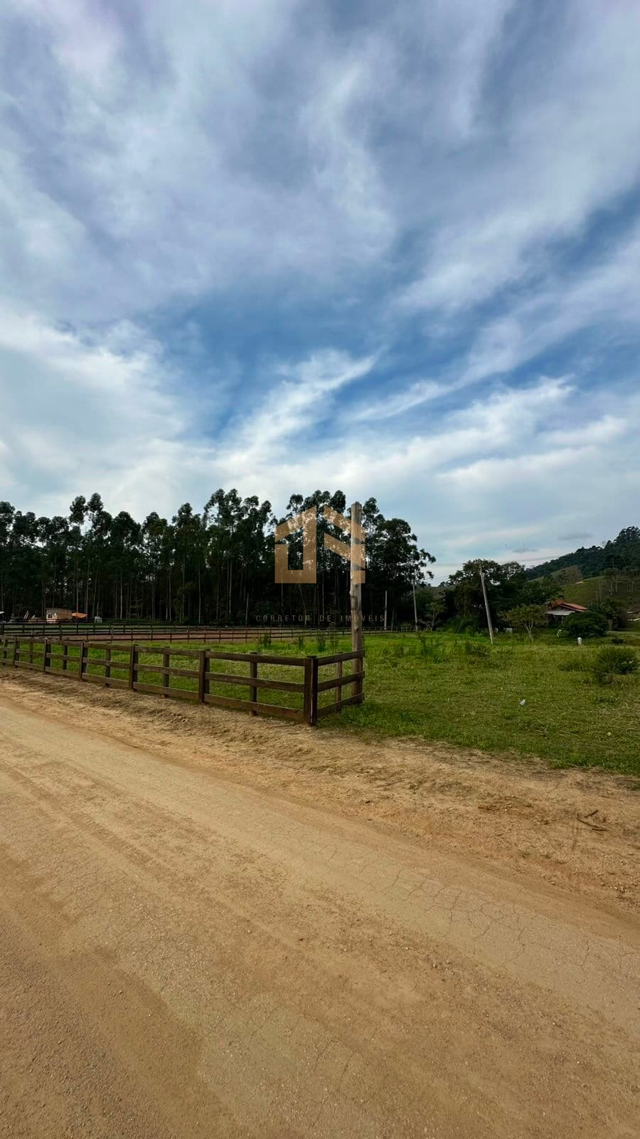 🌿 TERRENO À VENDA – RIBANCEIRA DO SUL 🌿