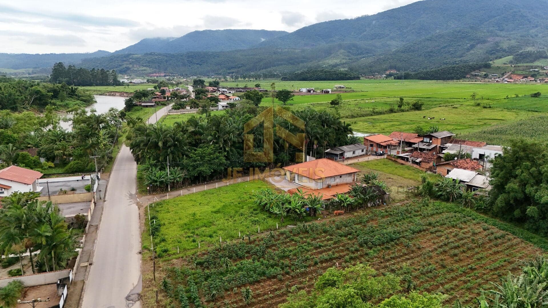 Lote/Terreno em Canelinha - papagaios