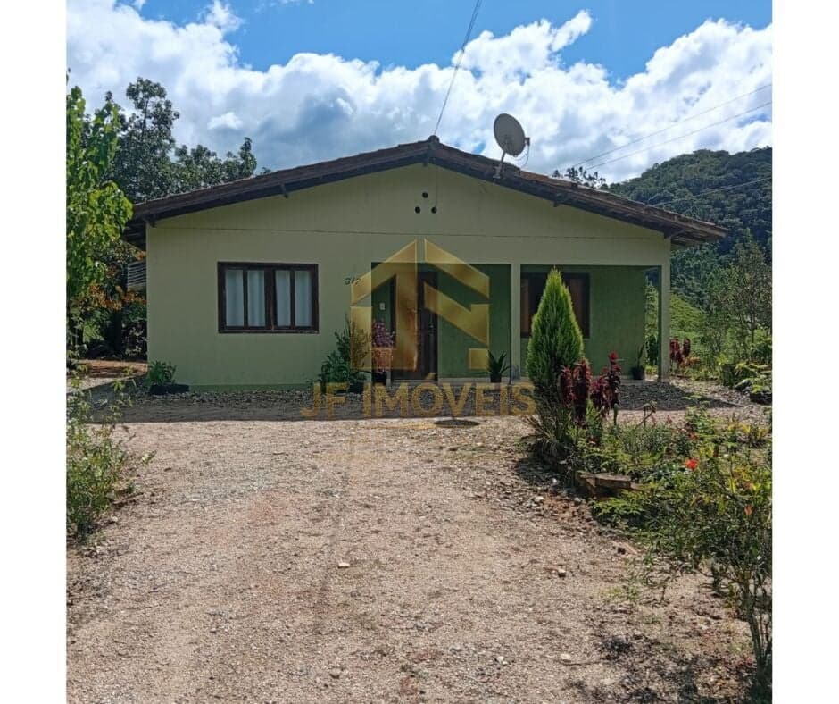 🏡 Casa com amplo terreno e ribeirão – Major