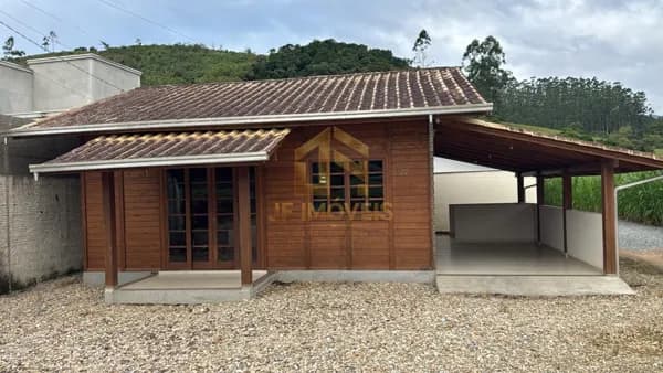 Casa em São João Batista - Arataca