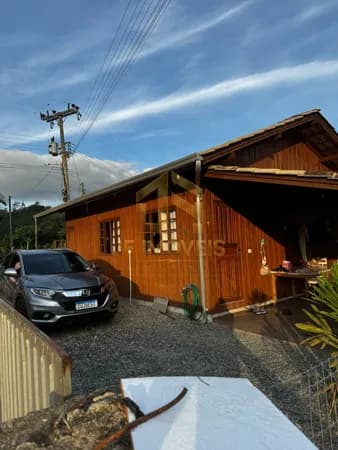 Casa em São João Batista - Arataca