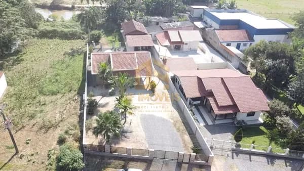 Casa em São João Batista - FERNANDES