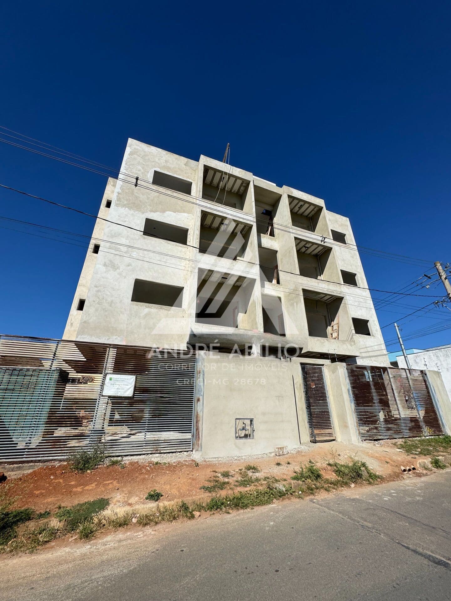 Apartamento no Costa Rios em Pouso Alegre/MG