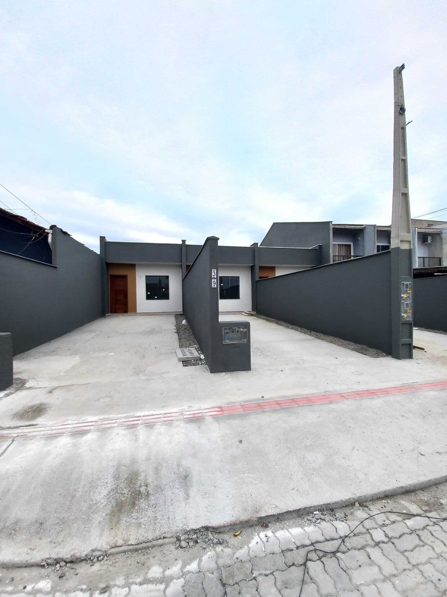 Sobrado em Joinville - Vila Nova