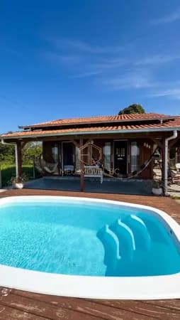 Casa com Piscina à Venda na Barra do Itapocu – Araquari/SC
