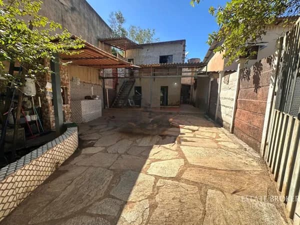 Sobrado com duas residências - Park Way - Quadra 1