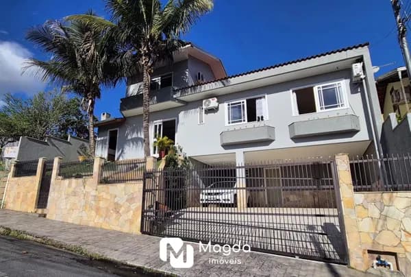 Casa em Blumenau - Água Verde