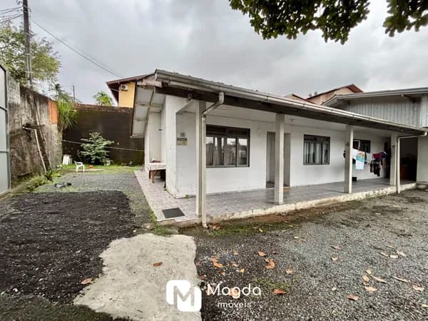 Casa à Venda – Bairro Fortaleza
