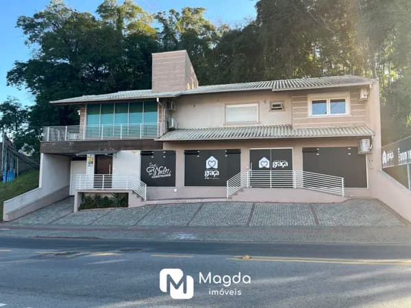 Prédio Comercial em Velha, Blumenau/SC