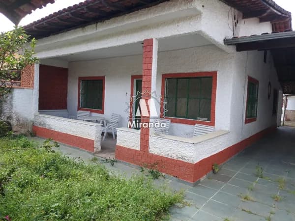2 Casas em Cond. no Centro de Guapimirim, terreno plano, casas lineares