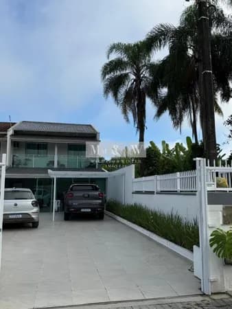 Sobrado em Balneário Piçarras - Centro