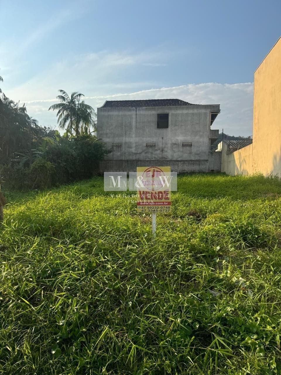 Lote/Terreno em Penha - Centro