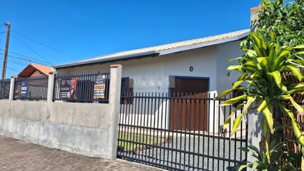Casa em Balneário Piçarras - Centro