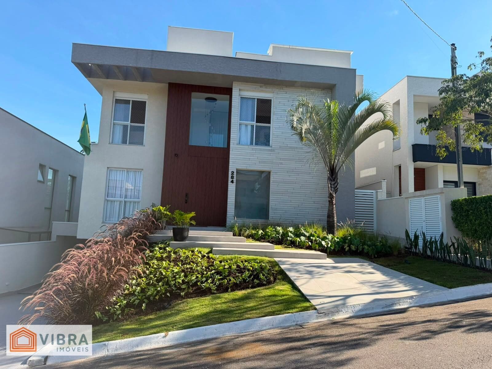 Casa em Santana de Parnaíba - Alphaville