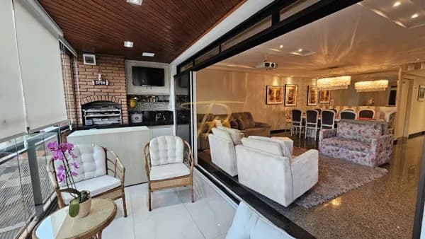 Apartamento impecável à venda no Tatuapé