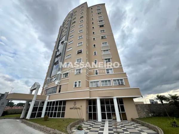 Apartamento em São José dos Pinhais - Centro