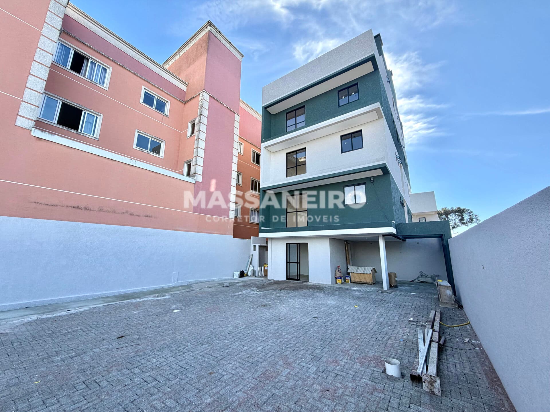 Apartamento em São José dos Pinhais - São Cristóvão