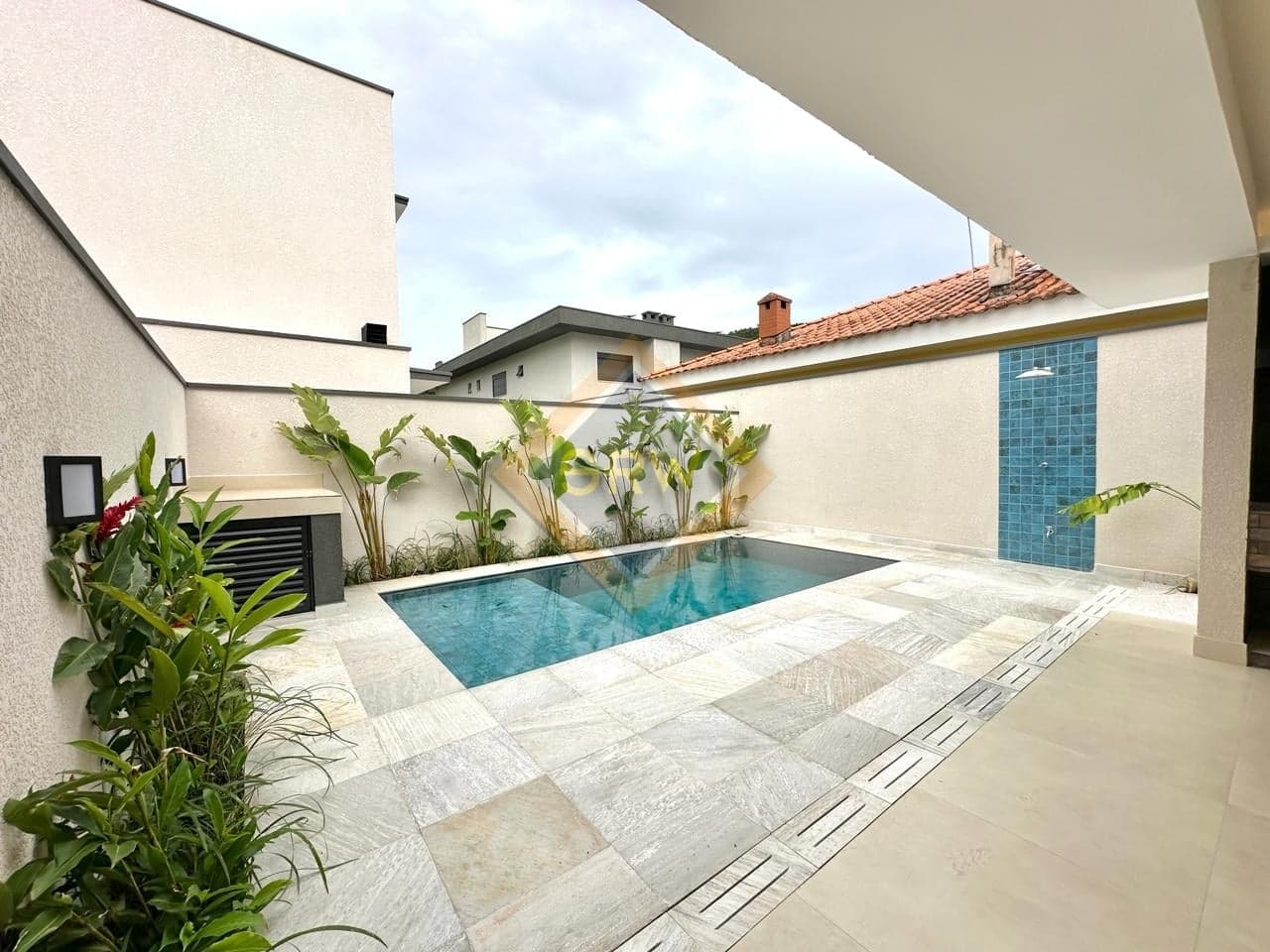 Casa Alto Padrão À Venda, 3 dormitórios por R$1.650.000,00 - São Lourenço, Bertioga/SP