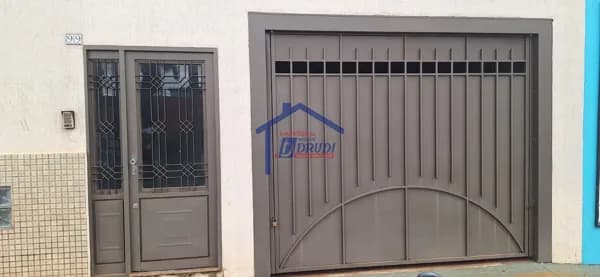 Apartamento em Pitangueiras - Centro