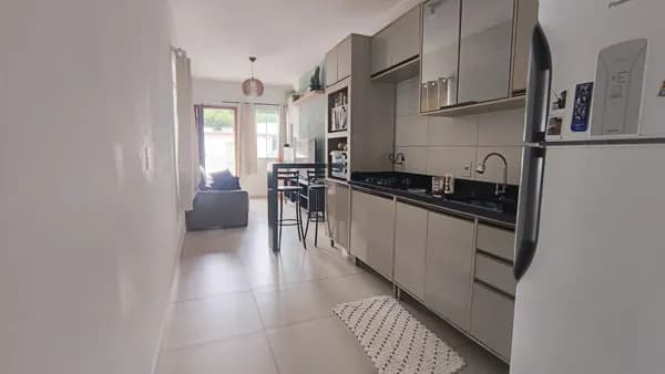 Casa para venda Geminada, 2 qtos, semi mobiliada - Bela vista-Palhoça/SC