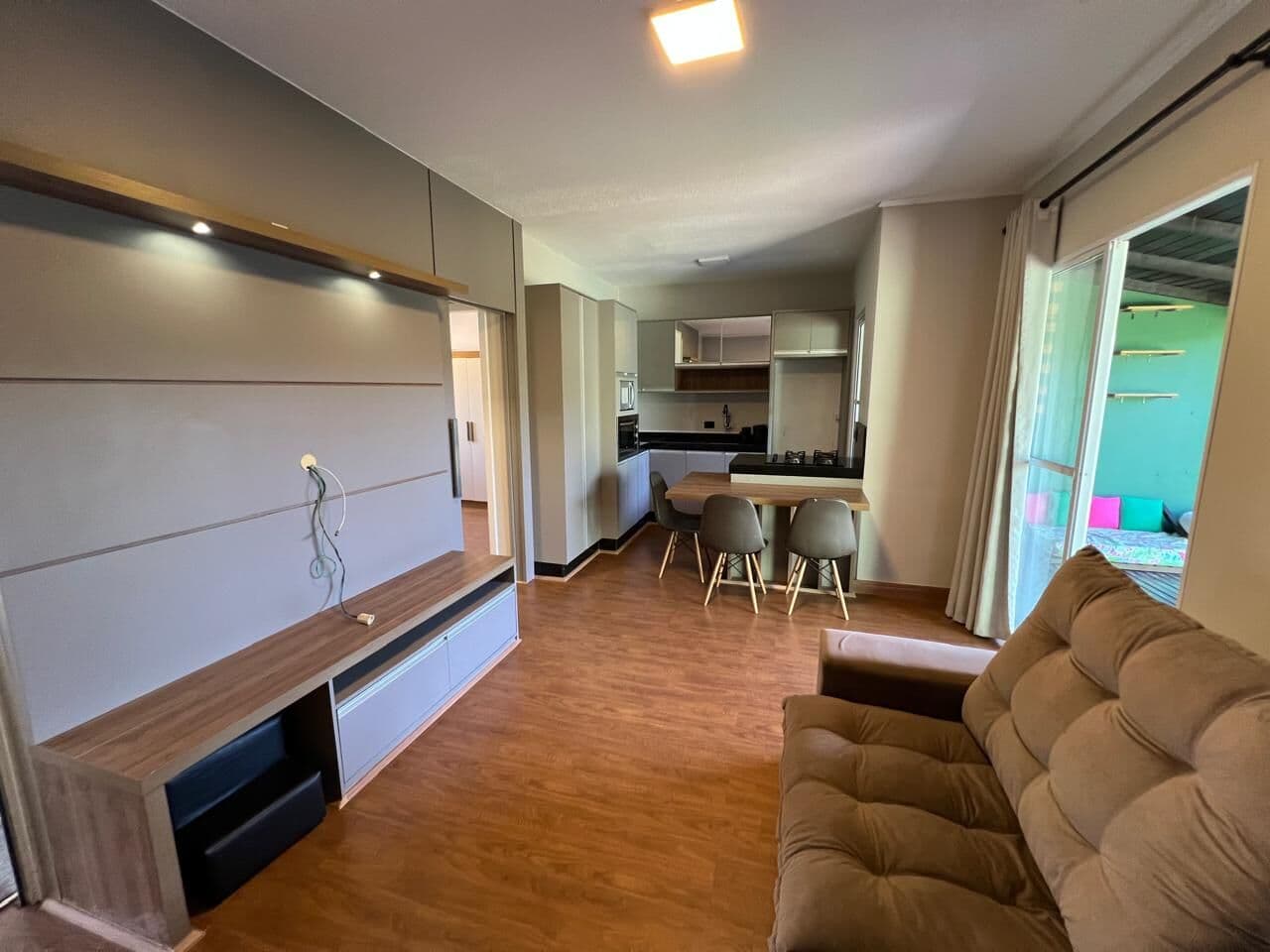 🏡 CASA SEMI MOBILIADA PARA LOCAÇÃO EM CONDOMÍNIO FECHADO