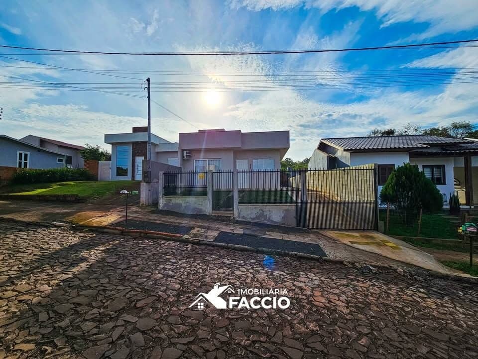 Casa em Horizontina - Bairro Alvorada