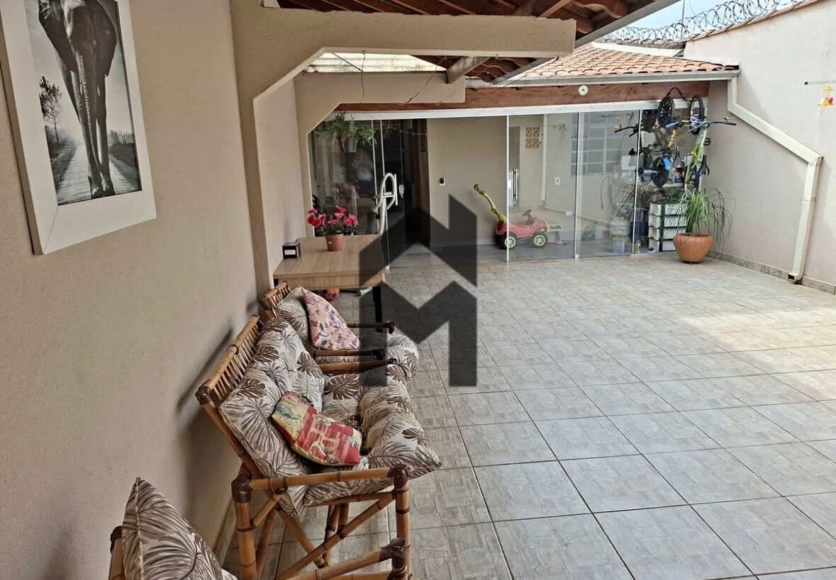 Casa em Ribeirão Preto - Vila Albertina