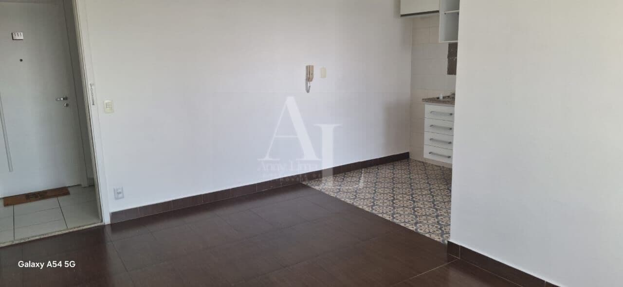 Oportunidade em Alphaville - Apartamento de 3 dormitórios e 1 suíte à venda