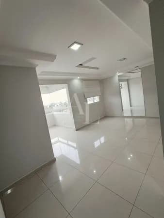 Apartamento com 3 dormitórios em Tamboré Alphaville