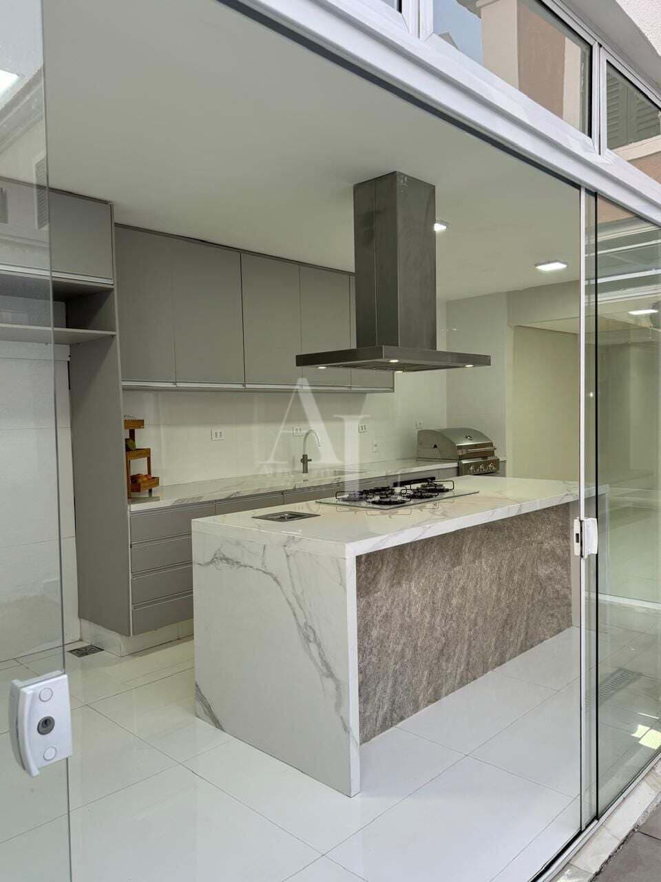 Tamboré - Linda casa para locação em Alphaville/SP