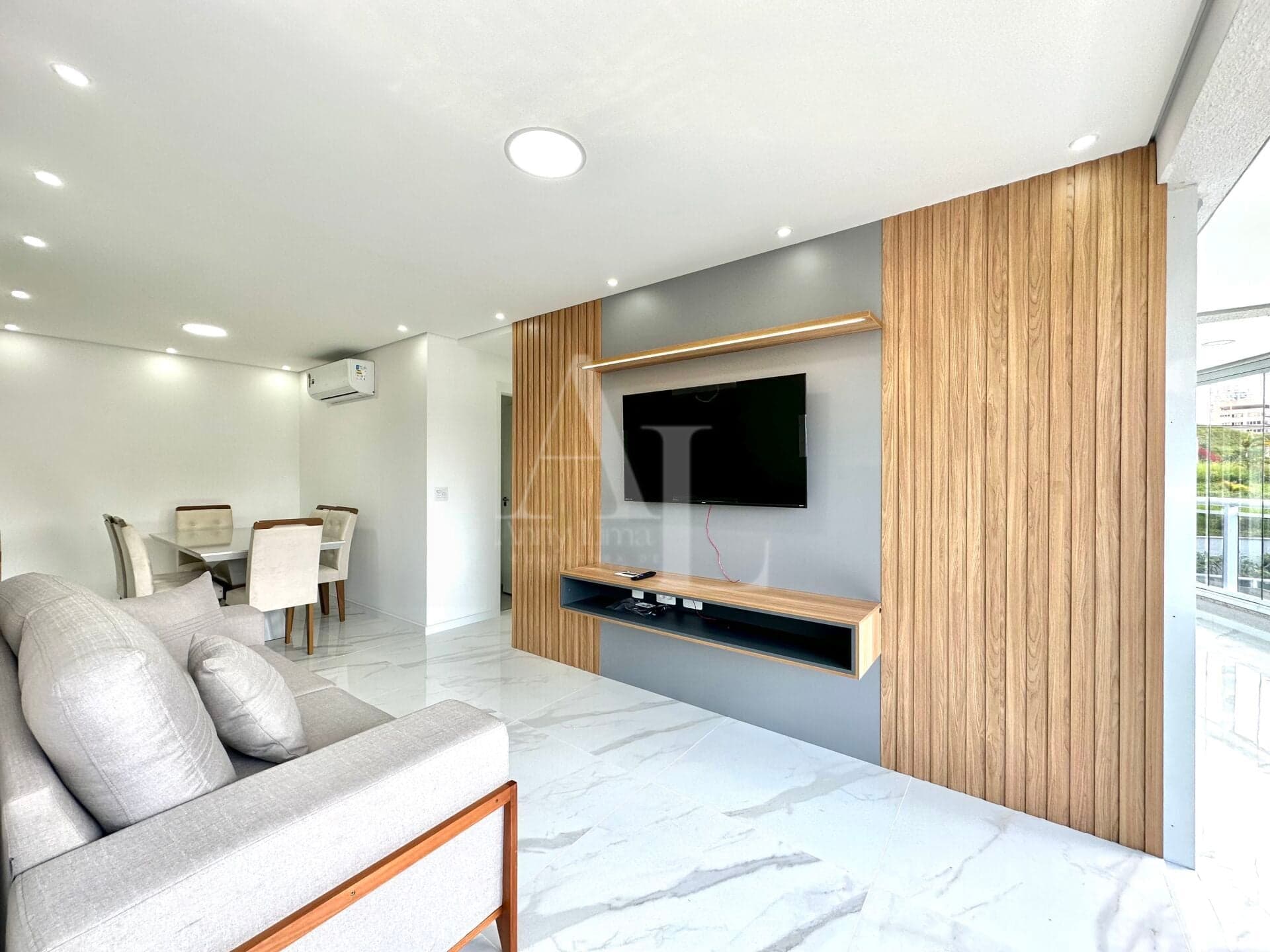 Apartamento mobiliado para locação com 90m2, 3 dormitórios