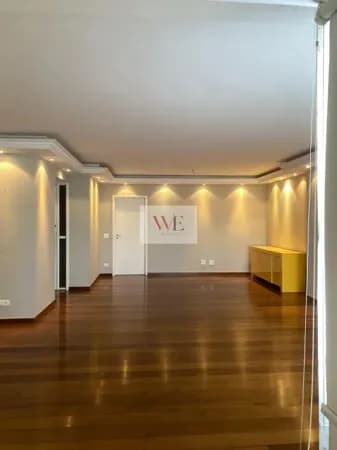 Apartamento no Real Parque