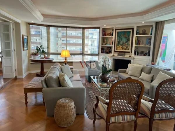 Apartamento para locação no Condomínio King Albert no Real Parque/SP.