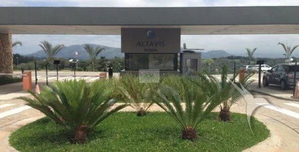 Terreno Exclusivo à Venda no Condomínio Altavis Aldeia da Serra | 490 m²