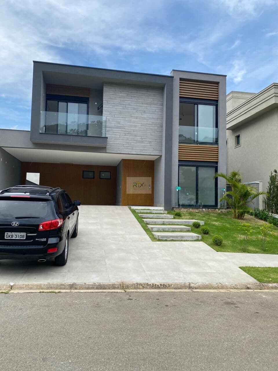 Casa à Venda no Residencial Gênesis II – 4 Suítes, 372 m², Alto Padrão em Alphaville