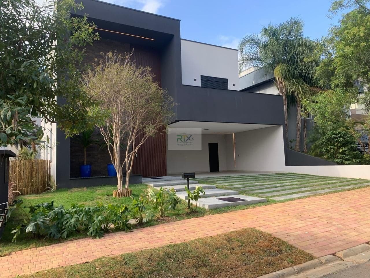 A Conquista da Sua Família | Casa de Luxo à Venda, 4 Suítes, no Condomínio Gênesis 1 – Alphaville