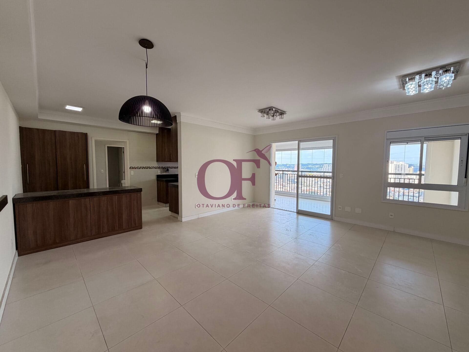 Apartamento no condomínio Alta Vista - Torre Esmeralda